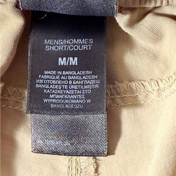 The North Face size M Tan convertible Cargo Pants for Outdoor Adventures - Picture 9 of 14